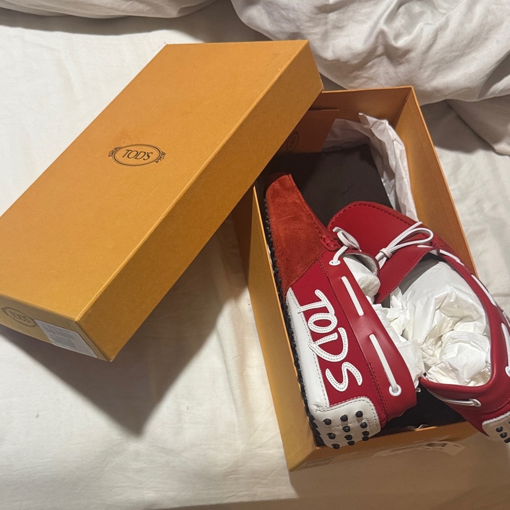 Tod's Bold Red and White Slip-On Loafers - Picture 7 of 8